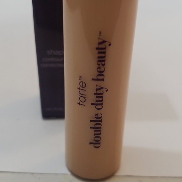 Concealer - Picture 2 of 4